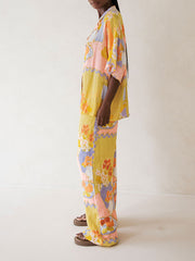 Fashionable holiday style floral shirt wide-leg pants two-piece suit