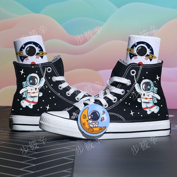 Trendy graffiti ink dragon astronaut canvas shoes