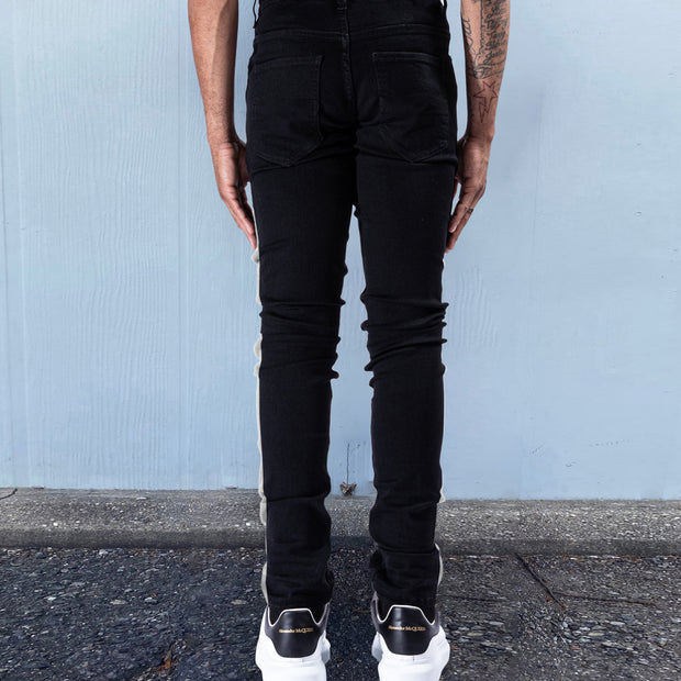 Vintage Street Side Web Shredded Skinny Jeans